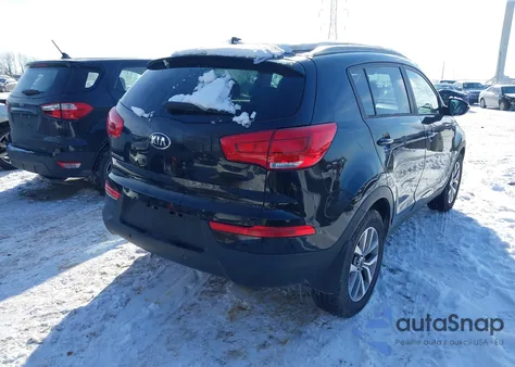 2015 Kia Sportage Lx z USA, uszkodzony, nr VIN KNDPBCAC0F7752364